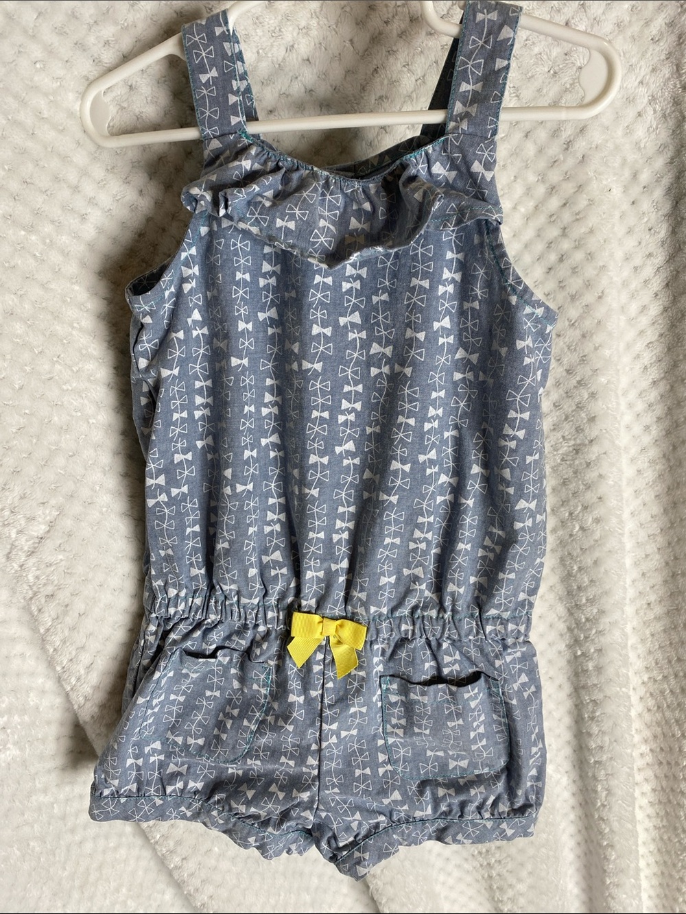 Gymboree Blue Chambray Bow Print Romper Outfit